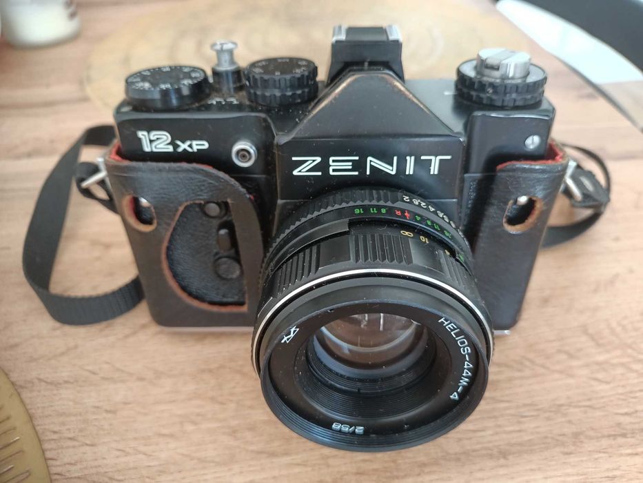 Aparat ZENIT 12XP