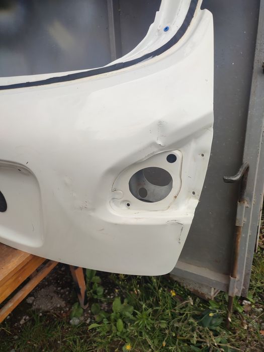 Кришка багажника Nissan Qashqai