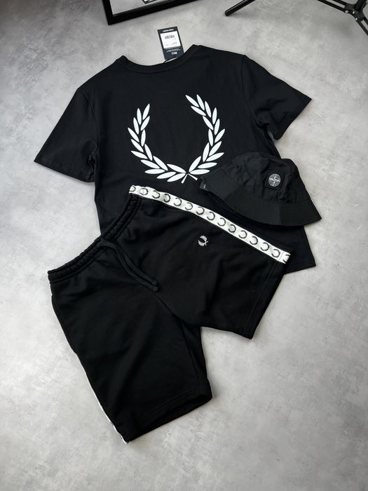 Шорти Fred Perry з лампасами