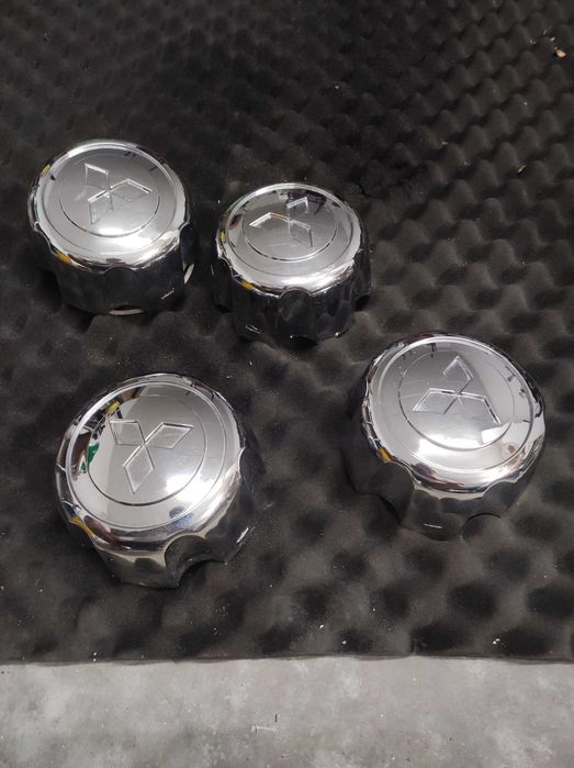 4x Jantes Pajero R15 6x139.7 ET +10 offset Alumínio