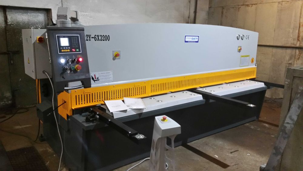 Gilotyna hydrauliczna do blachy 6x3200mm Nowa  PRAWER