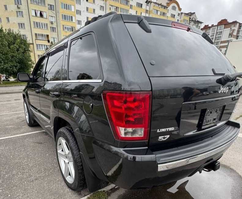 Jeep Grand Cherokee 2005
III покоління/WK  5.7i AT 4WD Limited