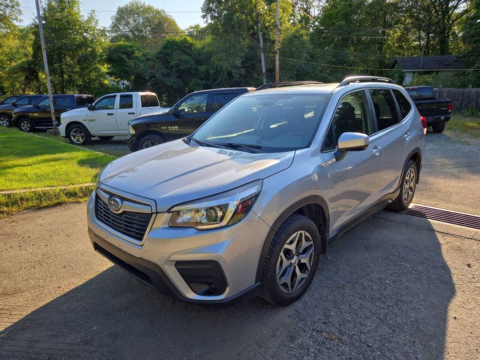 Subaru Forester Premium      2019