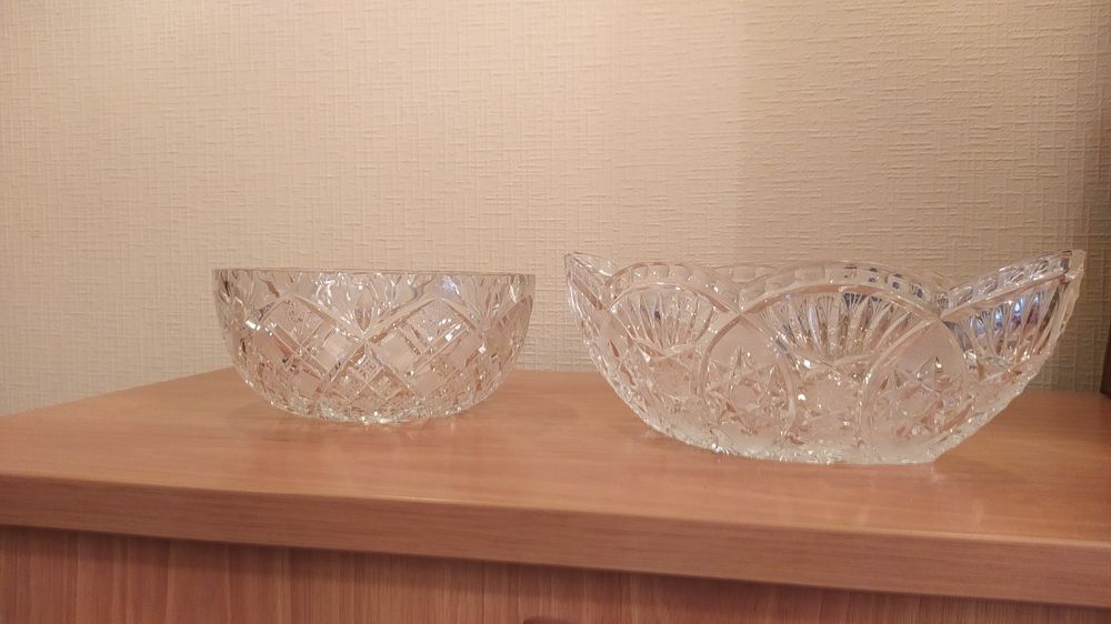 Продаю хрусталь.