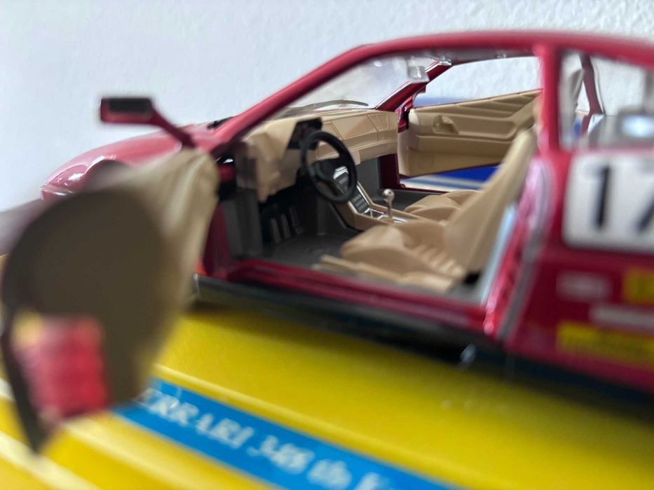 Ferrari 348 TB Evoluzione (1971) BBURAGO, escala 1:24