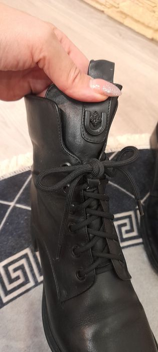 Кожаные ботиночки на девушку 38 размер Турция