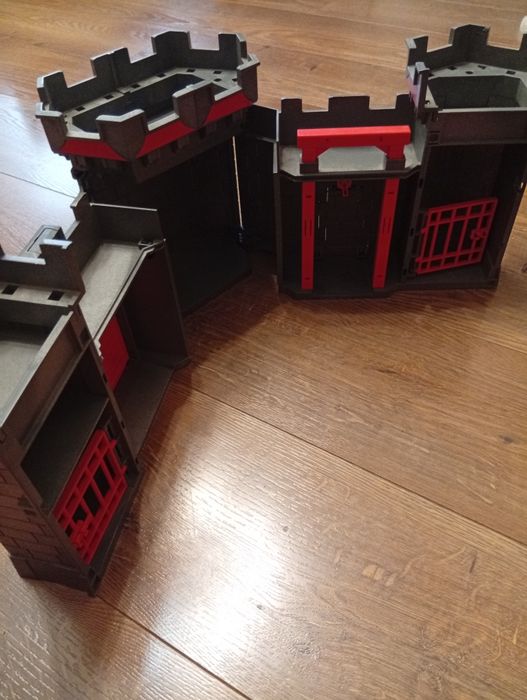 Замок фортецЯ Playmobil