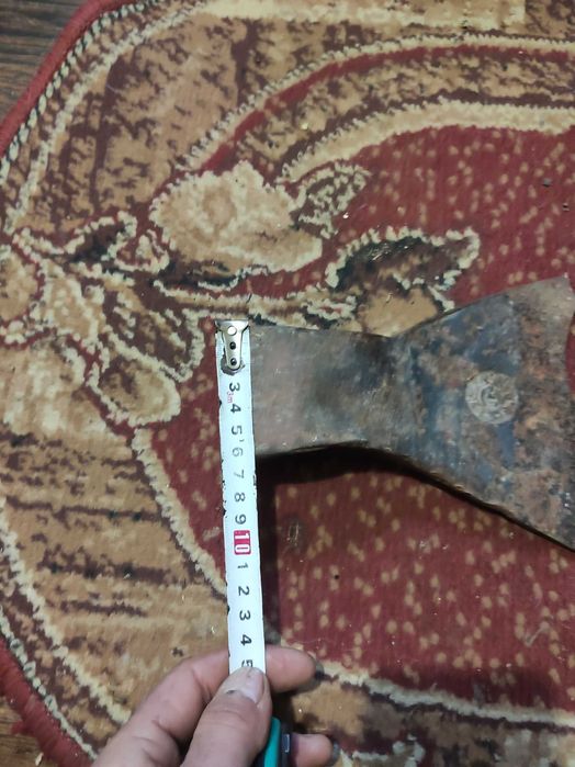 Сокира під відновлення