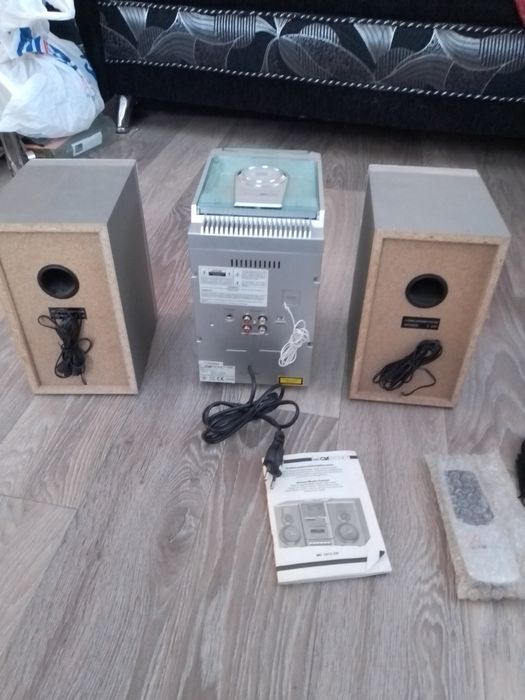 Продам музыкальный центр.