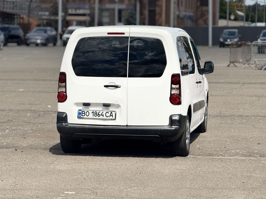 Peugeot Partner Пасажир 1.6D