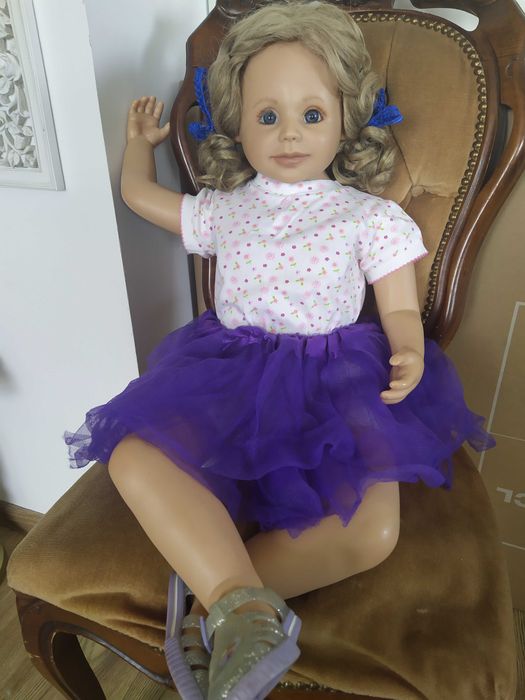 Lalka kolekcjonerska, winylowa Gerlinde Fester, 85 cm