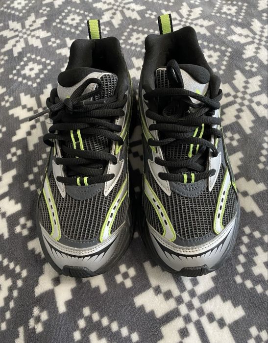 Кросівки Puma розмір 40.5 (26 см)