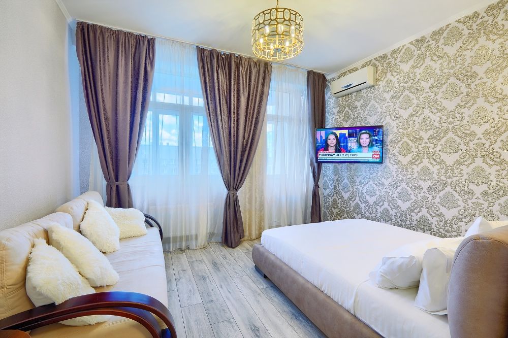 1к квартира подобово біля метро Університет