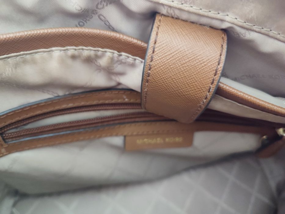 Mala Michael Kors camel