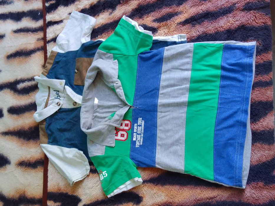 bluzki chlopiece z kolnierz,na 122 kpl,2szt