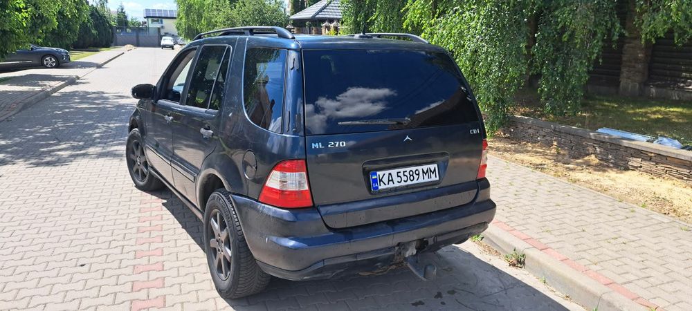 mercedes-benz ML 2.7D  автомат 3150$