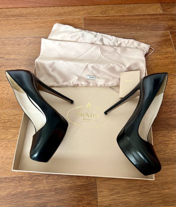 Туфлі Prada. Оригінал.