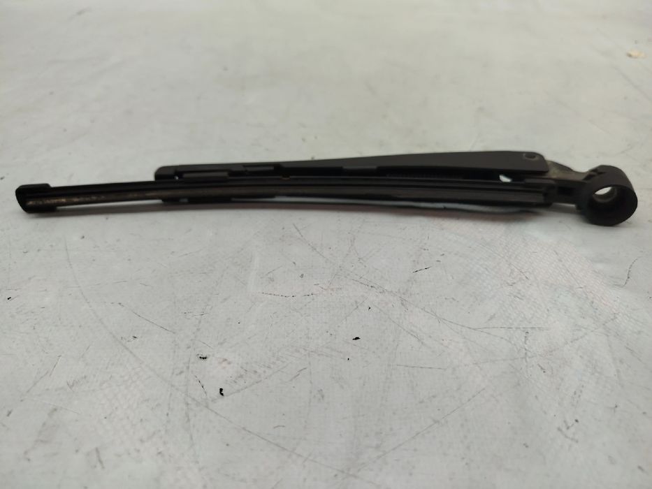 Haste / braço de escova limpa vidros trás MERCEDES-BENZ Classe A (W176