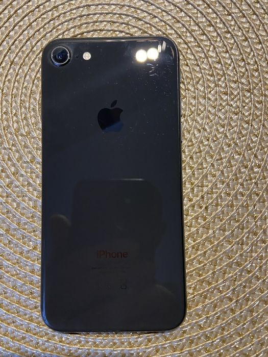 Sprzedam telefon iphone 8 64 gb
