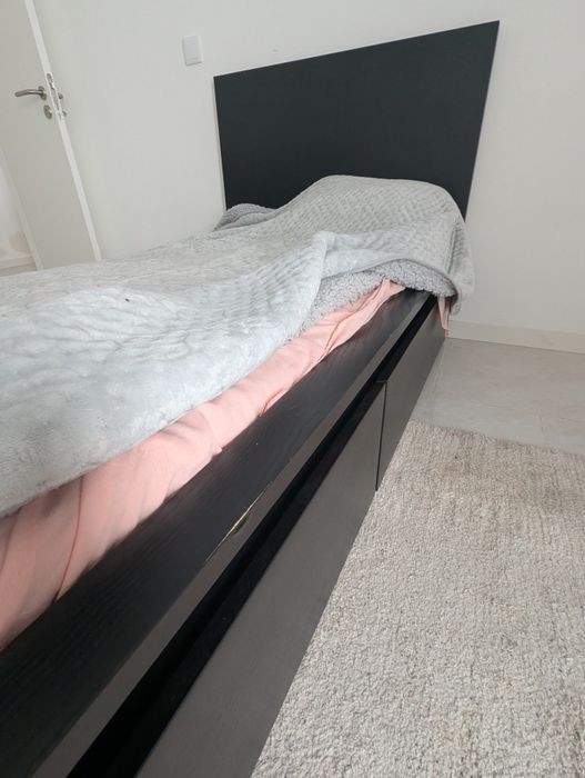 Cama de solteiro