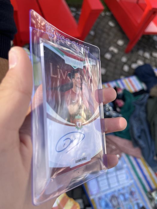 Carta autografada Darwin Núñez 12/55 no mundo !!!
