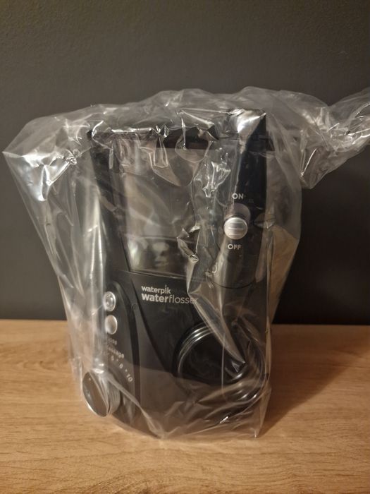 Irygator Waterpik WP-672 czarny