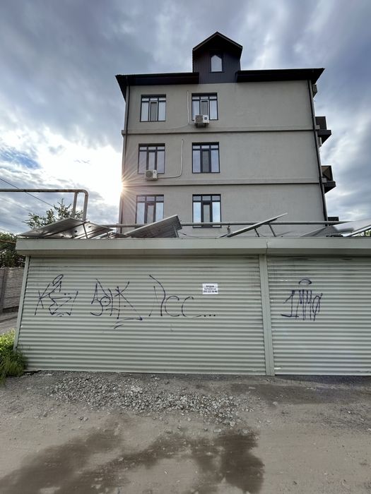 Продам парковочное место под навесом жм Победа