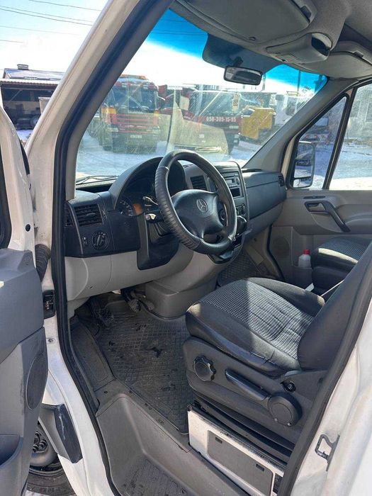 Mercedes-Benz Sprinter 2006 рік