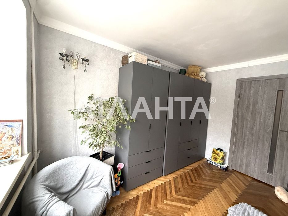 Продається кімната у гуртожитку Львів, Личаківський район.