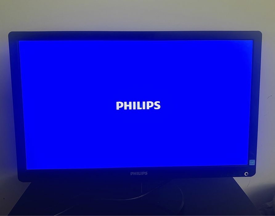 Montor Philips 22,5 ”