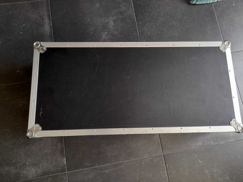 Case de dj para cdjs e mesa de mistura