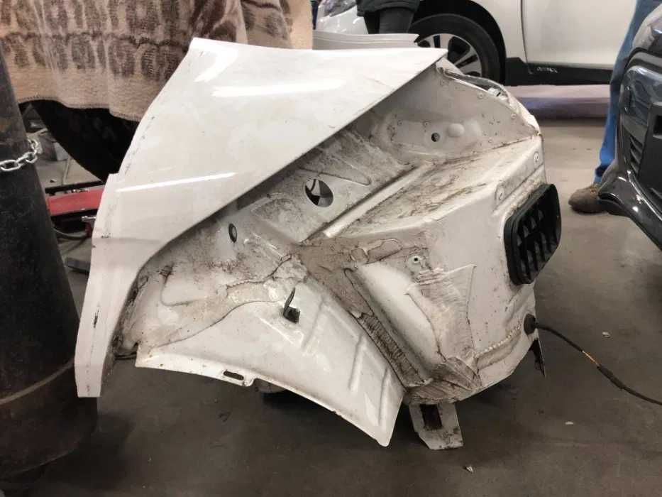Audi TT 8J TTS Błotnik tylny / Tył karoserii / Pas tylny Oryginał