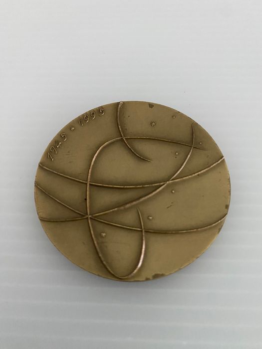 Medalha comemorativa dos 50 anos TAP