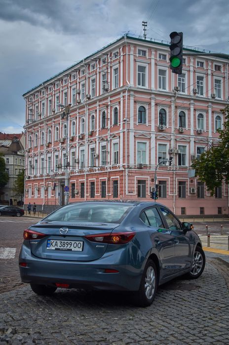 Продам автомобіль Mazda 3