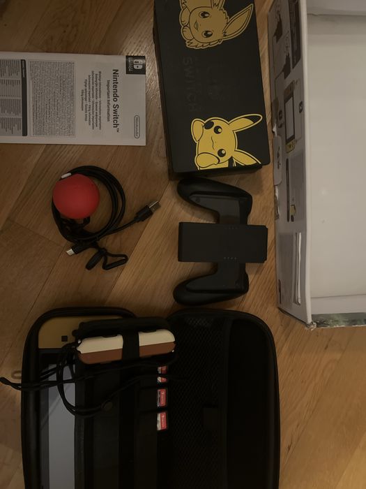 Nintendo switch limitowana edycja pikachu & eevee + 3 gry + opakowanie