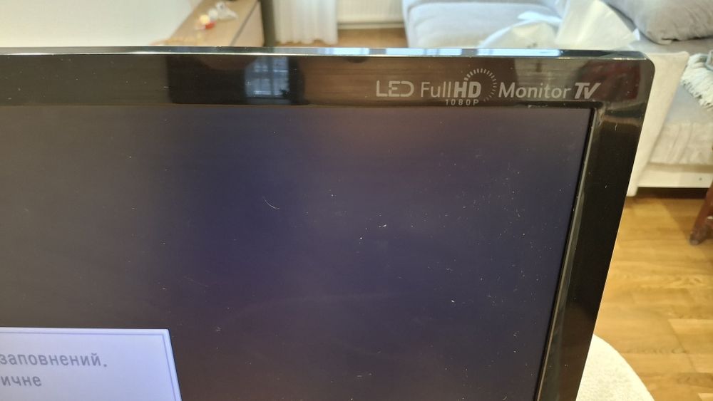 Монітор LG  M2780D-PZ