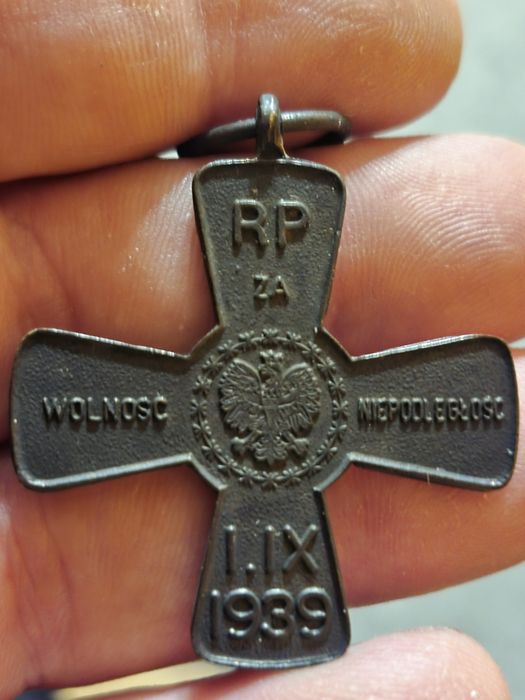 Odznaczenie  Za wolność i Niepodległość