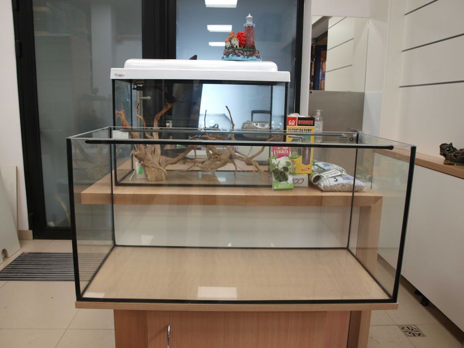 Akwarium 80x35x40 proste z pokrywą