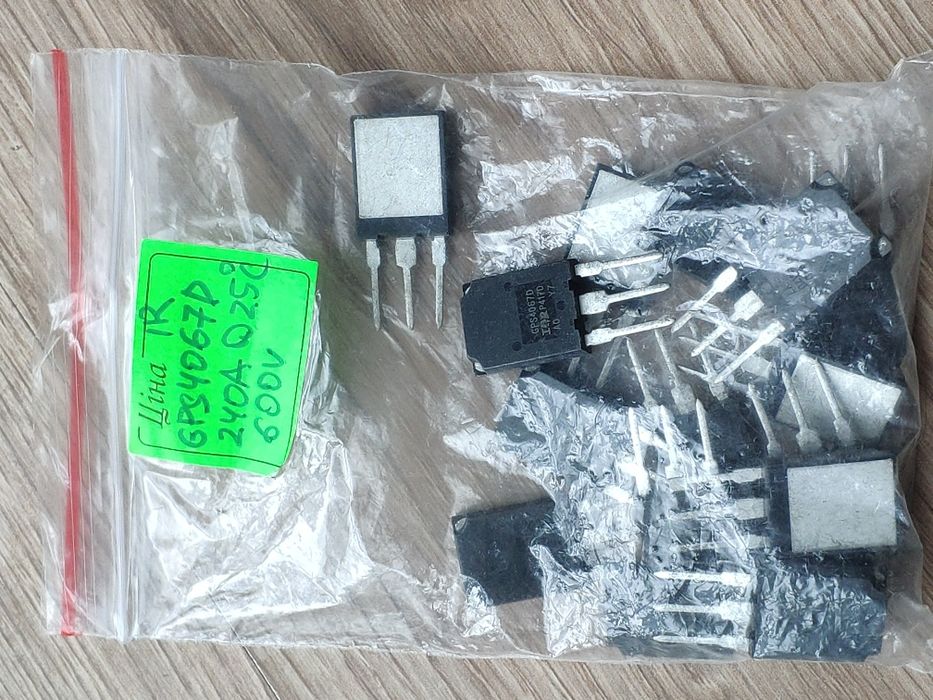Транзистори IGBT NMOS для інверторів 200А/600В