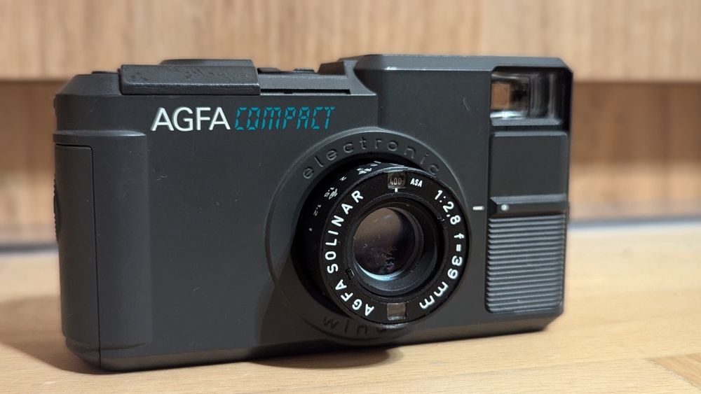 Agfa compact aparat fotograficzny analogowy