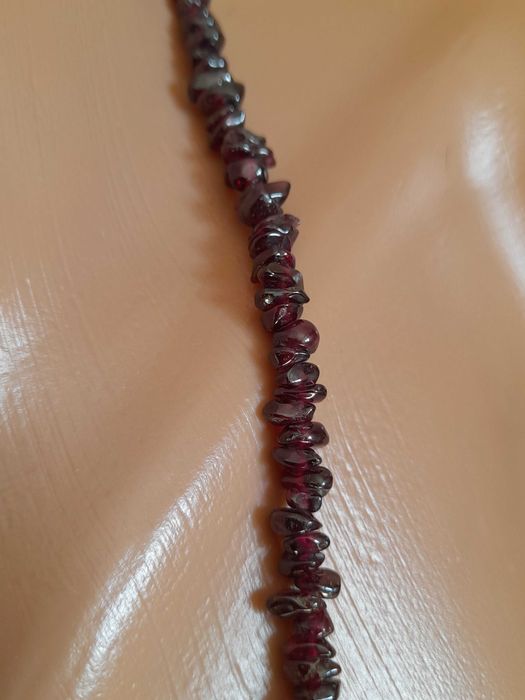 бусы из натуральных камней