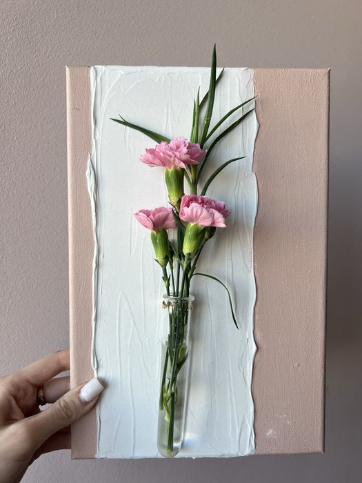 Фактурні картини з колбами для квітів