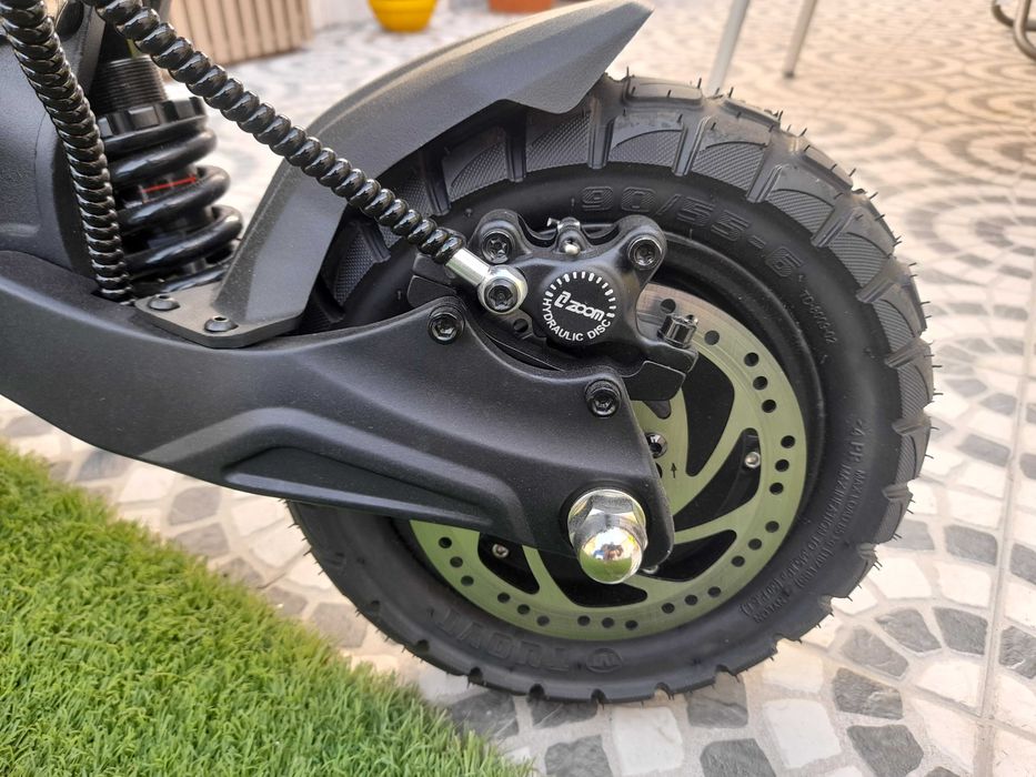Yume Hawk trotinete
