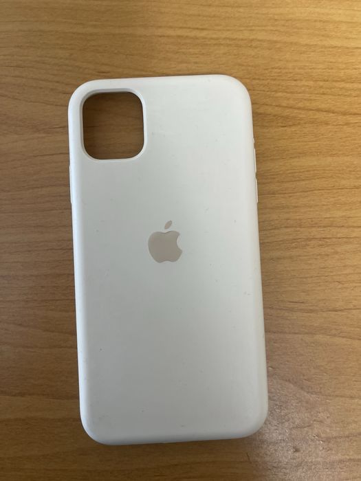 Чохли для iPhone 11