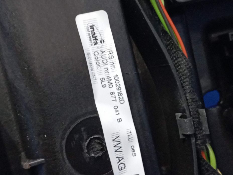 Люк (Люк та Панорама у зборі) Audi Q7 4M 2.0 tfs Ауді Кю74М