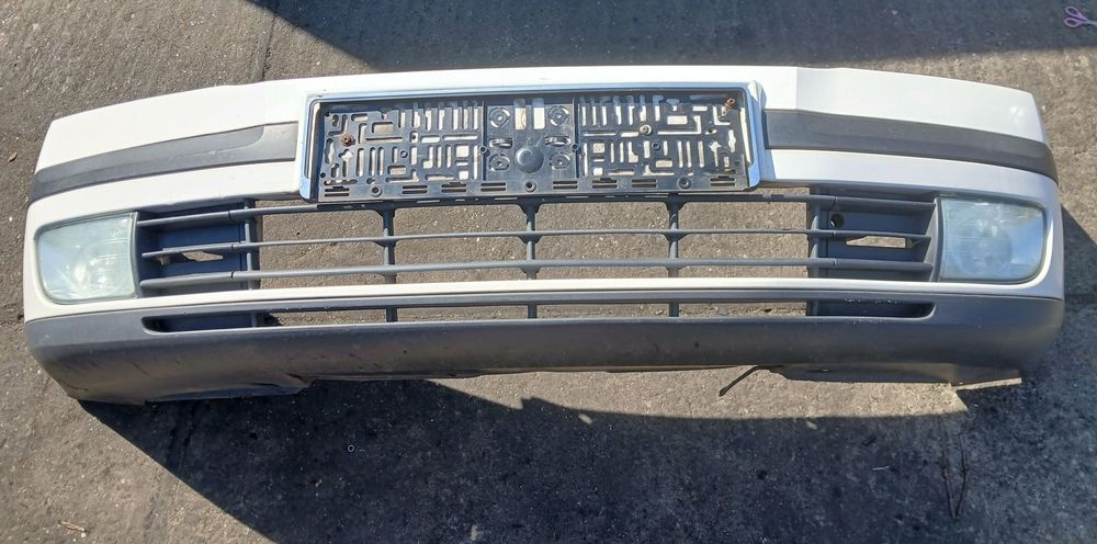 Skoda Octavia II zderzak przedni
