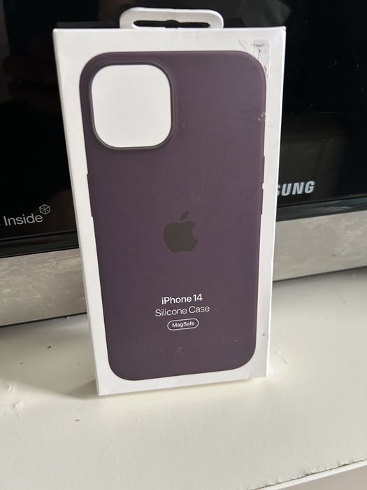 Smartfon Apple iPhone 14 128GB plus etui