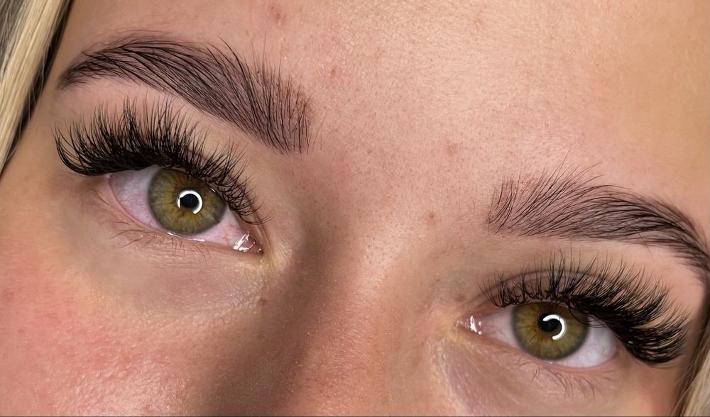 Przedłużanie rzęs