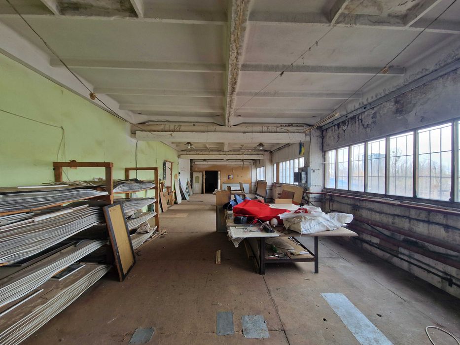 380 кв.м під склад/виробництво Палладіна/Академмістечко