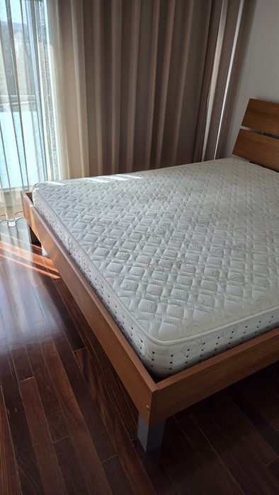 Vendo cama de casal como nova